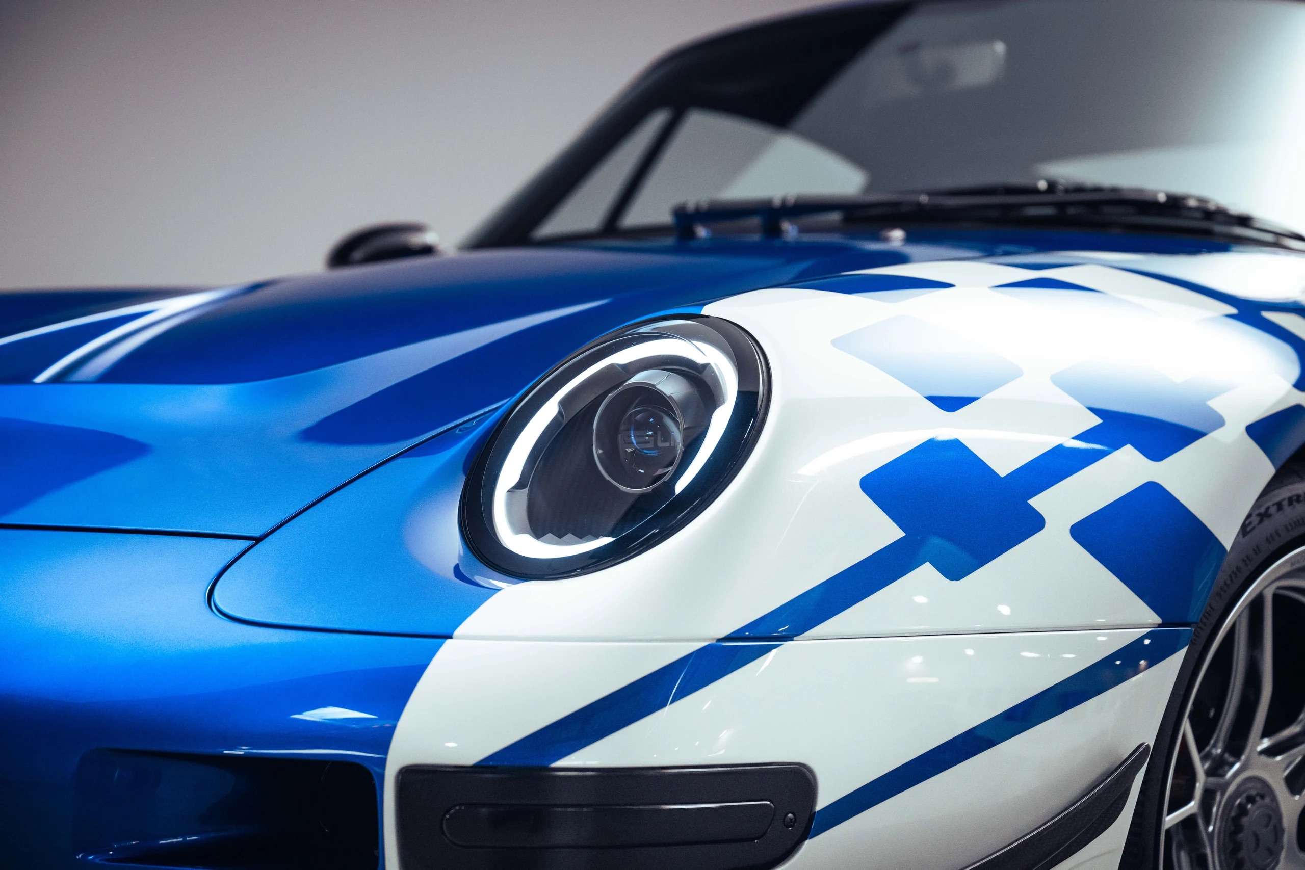 Guntherwerks_Turbo_Brundle_Edition_15-2560w